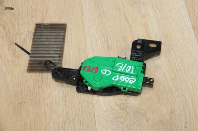 Активатор замка крышки бензобака для KIA Ceed 2012-2018