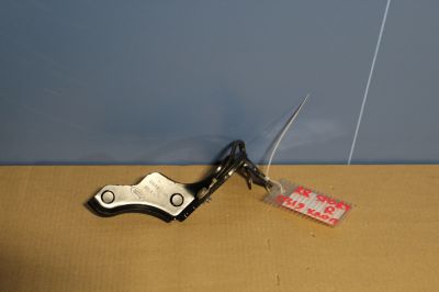 Петля двери багажника правая для Land Rover Range Rover Sport 2013-