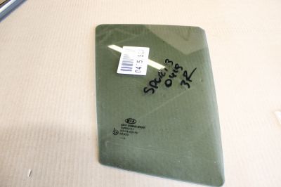 Стекло двери задней правой для KIA Sportage 2010-2015