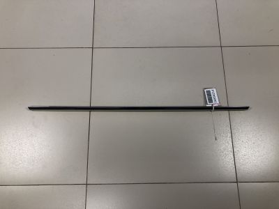 Молдинг стекла задней правой двери для Volvo XC70 Cross Country 2007-2016