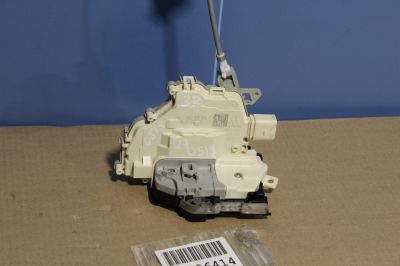 Замок двери задней правой для Audi Q7 4M 2015-