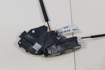 Замок двери передней левой для Jaguar XF 2015-