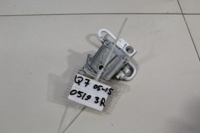 Петля двери задней правой нижняя для Audi Q7 4L 2005-2015