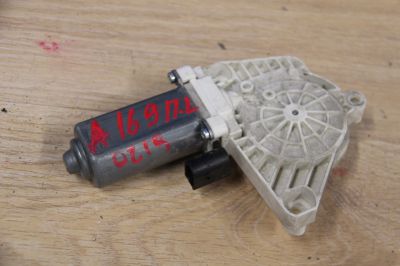 Моторчик стеклоподъёмника передний левый для Mercedes A-klasse W169 2004-2012