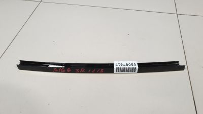 Направляющая стекла задней правой двери для Mercedes M-klasse W166 ML GLE 2011-2018