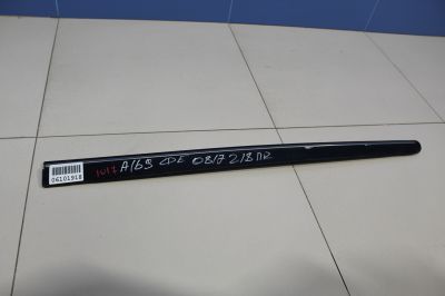 Молдинг двери правый передний для Mercedes A-klasse W169 2004-2012