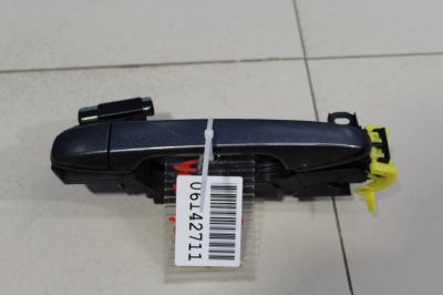 Ручка двери нaружная задняя левая для Toyota Avensis T27 2008-2018
