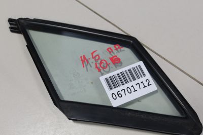 Стекло двери передней правой для Mazda 5 CW 2010-2016