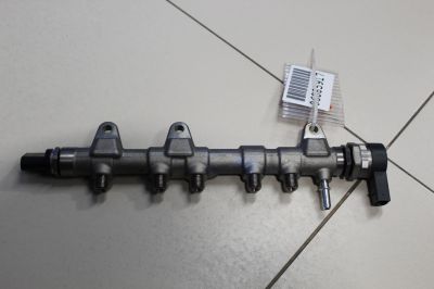 Рейка топливная (рампа) для BMW 5 G30 F90 2016-