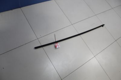 Молдинг стекла передней правой двери для Ford Fiesta Mk6 2008-2019