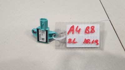 Датчик Airbag для Audi A4 B8 2007-2015