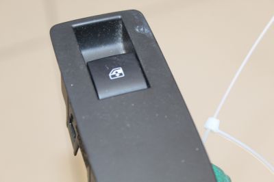 Кнопка стеклоподъемника для Opel Insignia 2008-2017