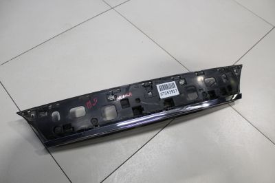 Кронштейн накладки двери багажника для Opel Mokka 2012-2019