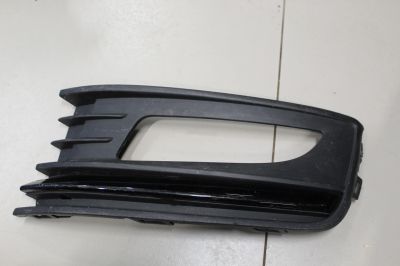 Решетка в бампер левая для Volkswagen Polo Sedan 2011-