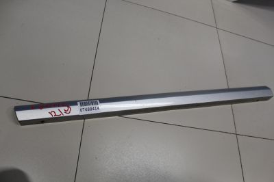 Молдинг двери левый передний для Volvo V70 2007-2016