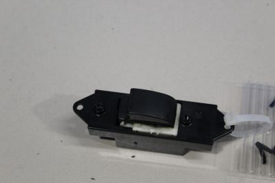 Кнопка стеклоподъемника для Mitsubishi Lancer CX CY 2007-