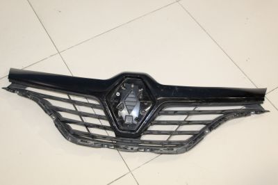 Решетка радиатора для Renault Kaptur 2016-