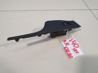 Кнопка стеклоподъемника для Hyundai i40 2011-2019