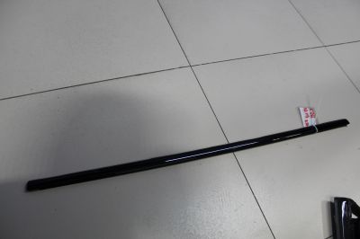 Молдинг стекла задней правой двери для BMW X4 F26 2014-2018