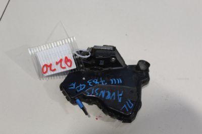 Замок двери передней левой для Toyota Avensis T25 2003-2008