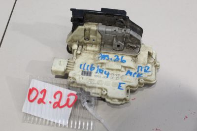 Замок двери передней правой для Volkswagen Passat B6 2005-2010