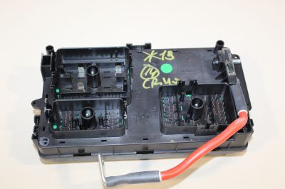 Блок предохранителей подкапотный для Chevrolet Cruze 2009-2016