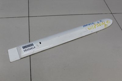 Молдинг двери правый задний для Nissan Armada TA60 2004-2016