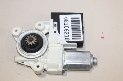 Моторчик стеклоподъёмника задний правый для Volvo V50 2004-2012