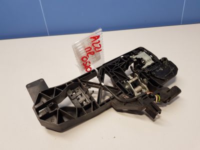 Кронштейн ручки двери передней правой для Mercedes S-klasse W221 2005-2013