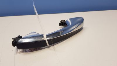 Ручка двери нaружная задняя левая для Mercedes C-klasse W205 2014-