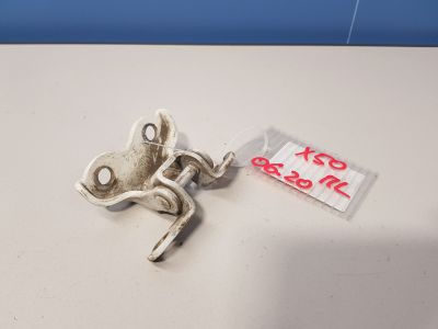 Петля двери передней левой нижняя для Lifan X50 2015-