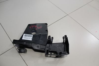 Кронштейн замка двери передний левый для Volvo V70 2007-2016