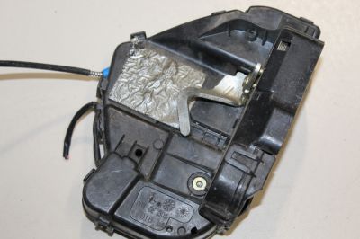 Замок двери задней левой для Mercedes CLS-klasse W219 2004-2010