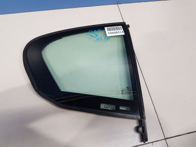 Стекло двери задней правой для BMW 5 G30 F90 2016-