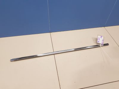 Молдинг стекла передней правой двери для Infiniti M Q70 Y51 2010-