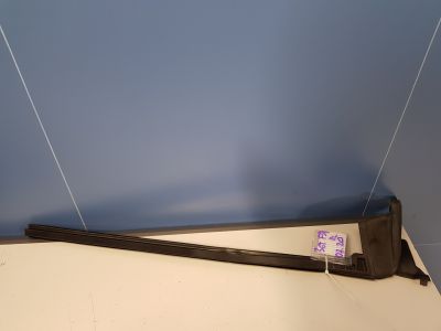 Уплотнитель стекла передней левой двери для BMW 3 F34 Gran Turismo 2012-2018