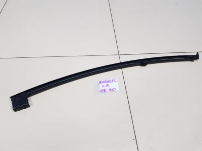 Направляющая стекла передней правой двери для Toyota Avensis T27 2008-2018