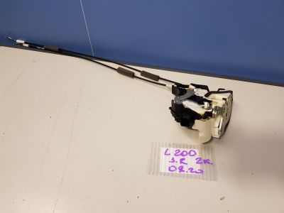 Замок двери задней правой для Mitsubishi L200 KB 2006-2016