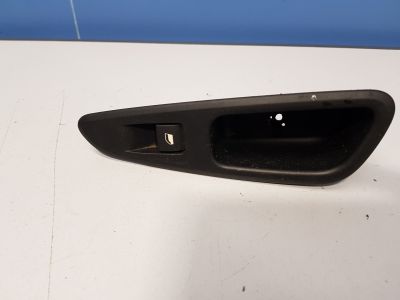 Кнопка стеклоподъемника для Peugeot 308 2007-2015