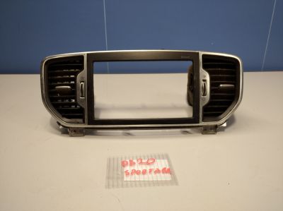 Накладка на торпедо для KIA Sportage 2015-2021