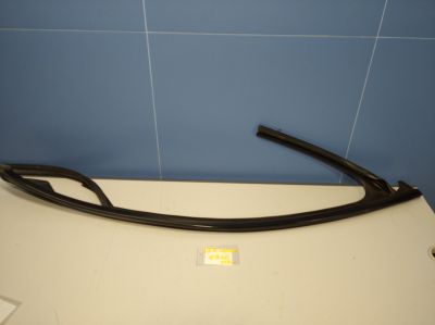 Уплотнитель стекла передней правой двери для Mercedes GLE-klasse C292 Coupe 2015-2019