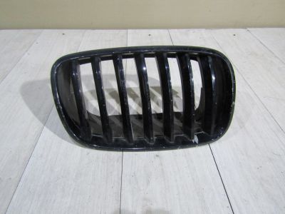 Решетка радиатора правая для BMW X5 E70 2006-2013