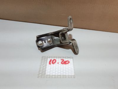 Петля двери задней левой нижняя для KIA Sorento 2009-2021