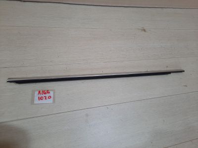 Молдинг стекла передней правой двери для Mercedes M-klasse W166 ML GLE 2011-2018