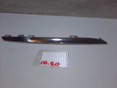 Молдинг решетки радиатора верхний правый для Mercedes C-klasse W205 2014-