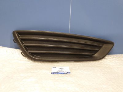 Решётка в бампер правая для Ford Focus 3 2011-2019