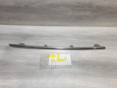 Молдинг решётки радиатора для Mercedes E-klasse W212 2009-2016