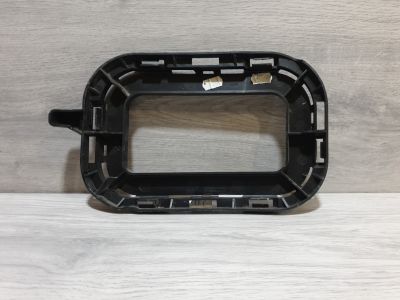 Кронштейн бампера заднего левый для Porsche Cayenne 958 2010-2018