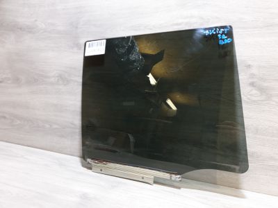 Стекло двери задней правой для Suzuki Swift 2011-2017