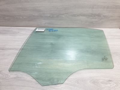 Стекло двери задней левой для Mercedes C-klasse W204 2007-2015